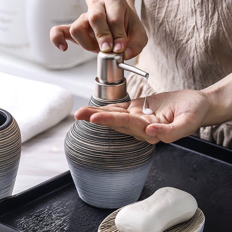 Retro Brushed Bathroom Wash Set - Elora Moda