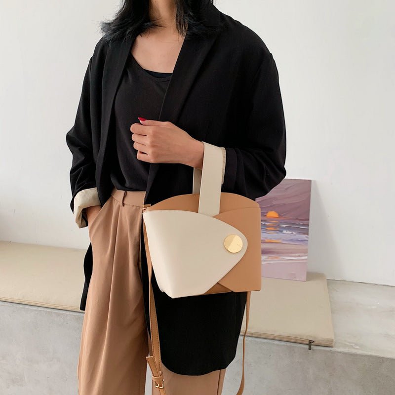 Solid color shoulder bag - Elora Moda