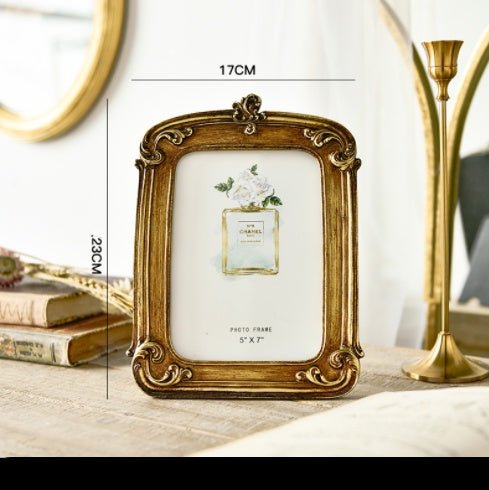 Photo Frame American Retro Resin Wall Hanging - Elora Moda