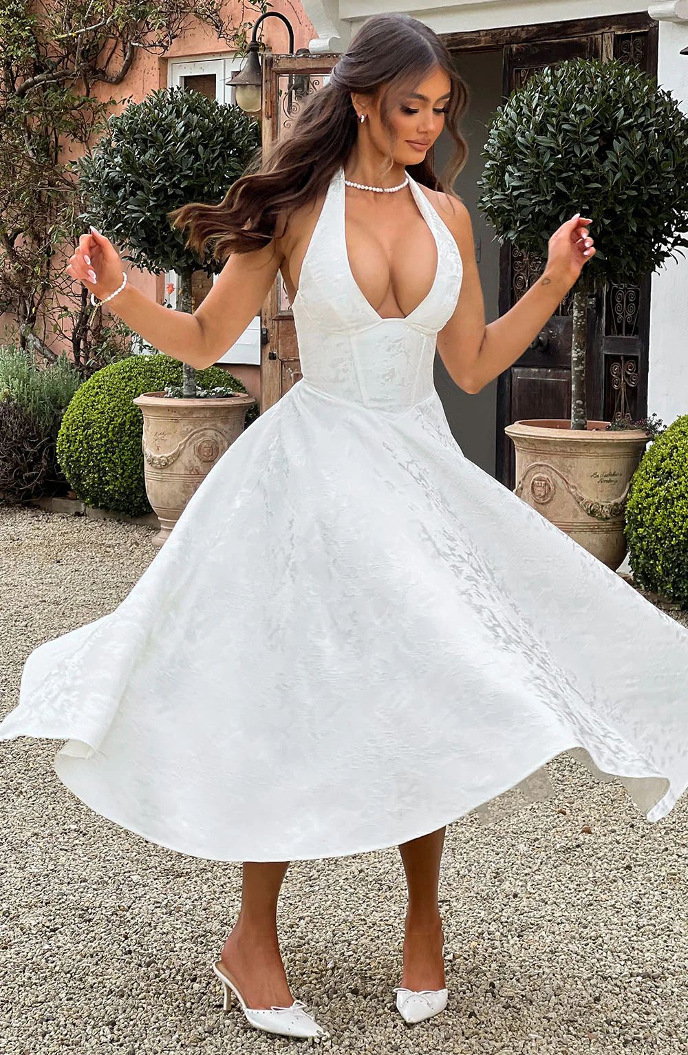 V-neck Halter Sleeveless Jacquard Lace-up Waist Vacation Style Long Adult Dress