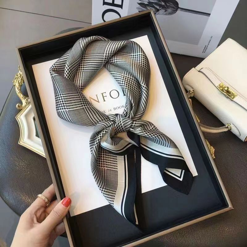 Women's High - end Thin Square Scarf - Elora Moda