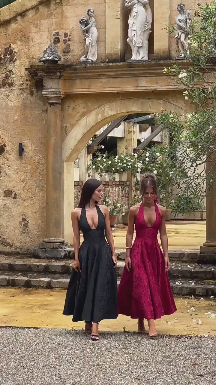 Load video: V-neck Halter Sleeveless Jacquard Lace-up Waist Vacation Style Long Adult Dress